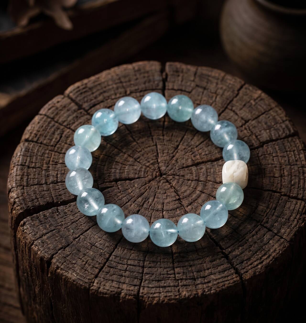 Misty aqua 10mm aquamarine bracelet in the main product view